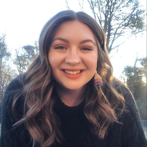 Meet your Posher, Macy